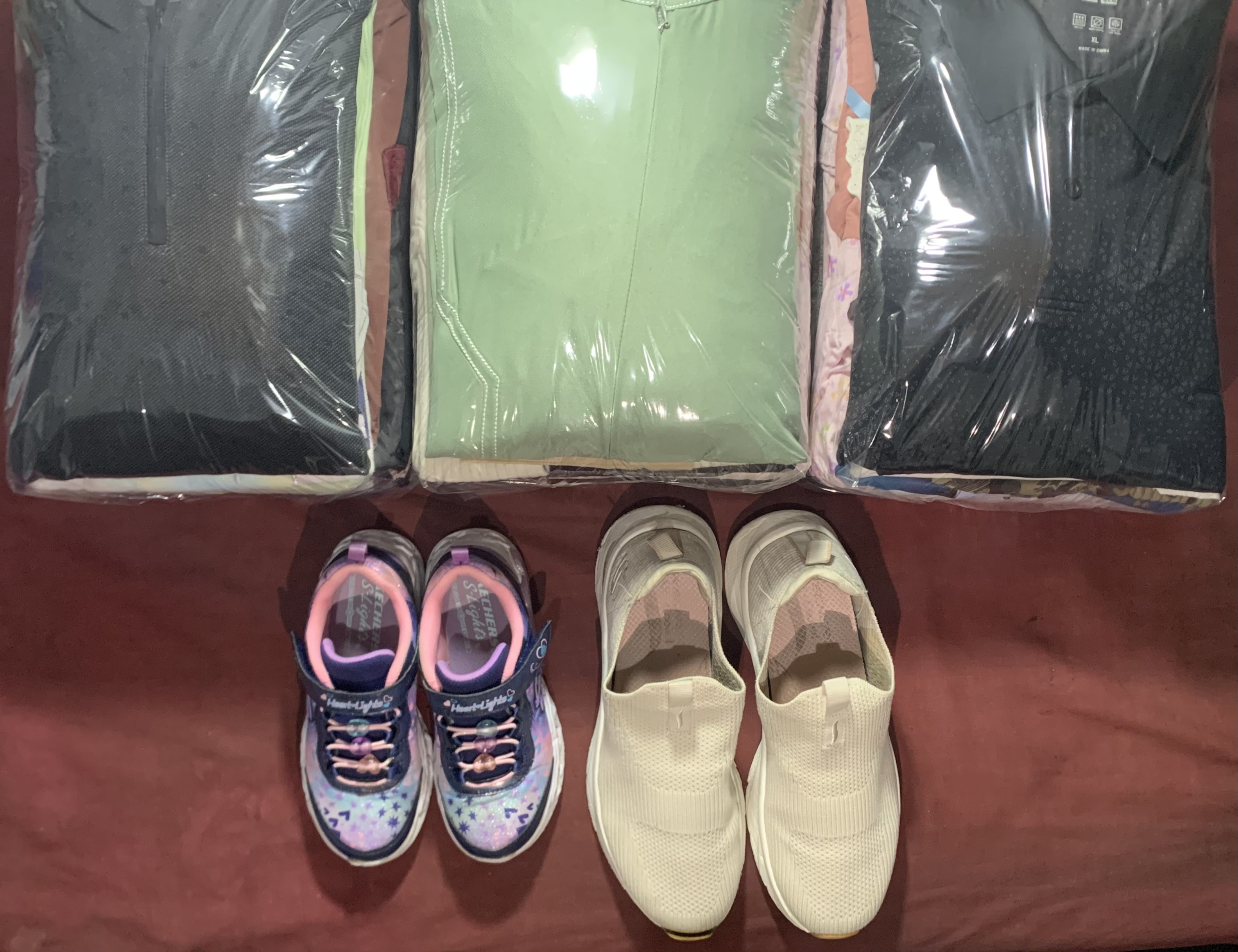Proses Setrika Rapi Laundry